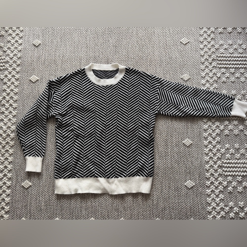 Women’s Black and White Striped Sweater